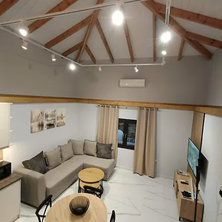 Peaceful Loft Retreat With Modern Design Casa de Férias