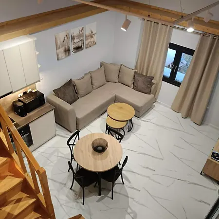 Peaceful Loft Retreat With Modern Design * Lepoura